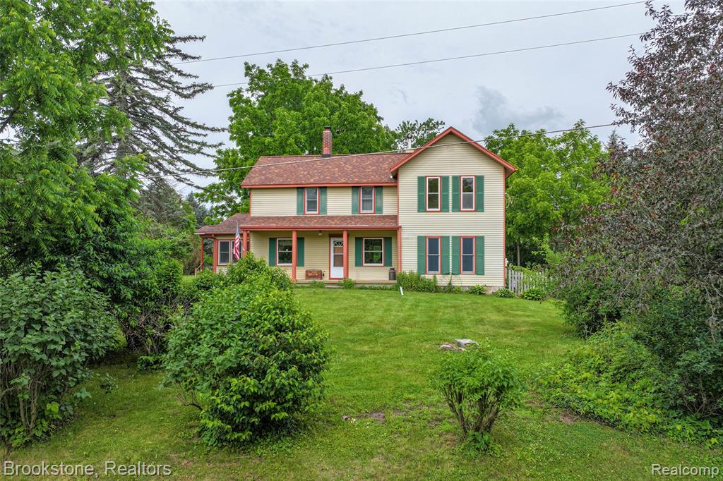 12152 Hoisington Road N, Gaines Vlg, MI 48436 — Photo 2