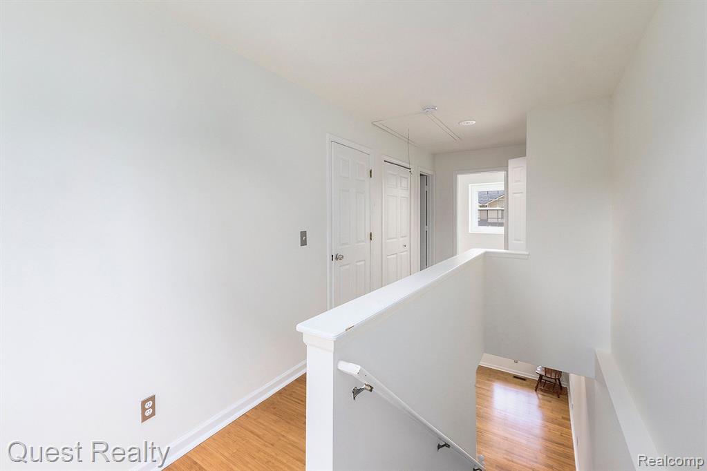 108 MAPLEGROVE Drive, Clawson, MI — Photo 19