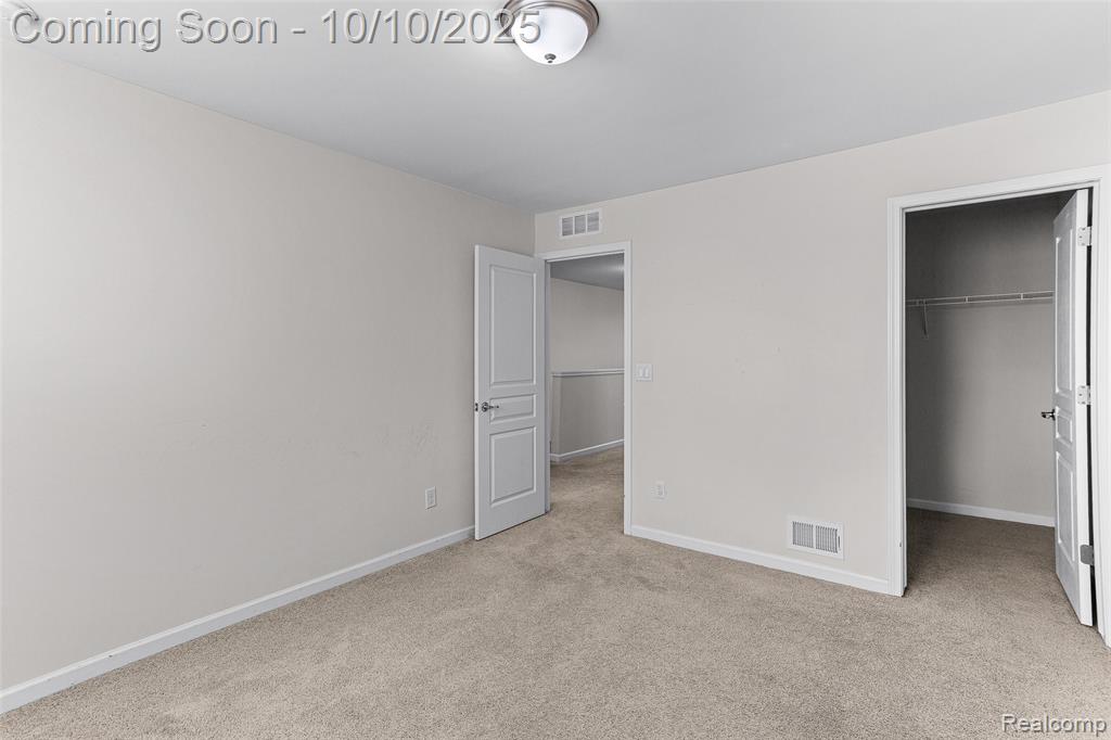 57797 Village Drive, New Hudson, MI 48165 — Photo 33