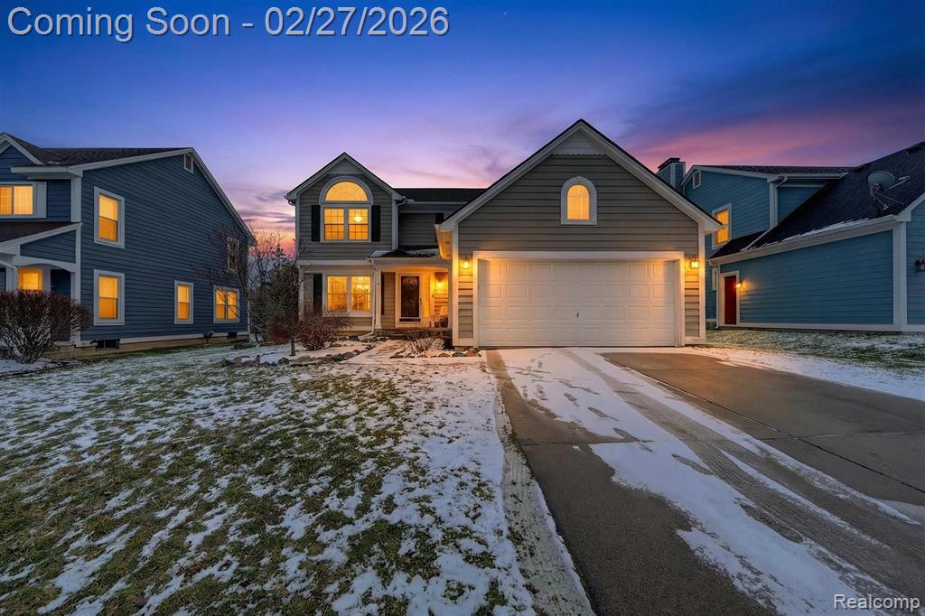 801 Linden Way, Auburn Hills, MI 48326 — front exterior