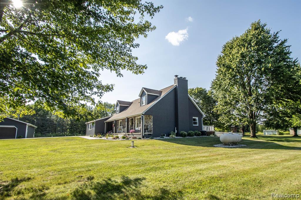 4585 Burt Road, Birch Run, MI 48415 — Photo 87