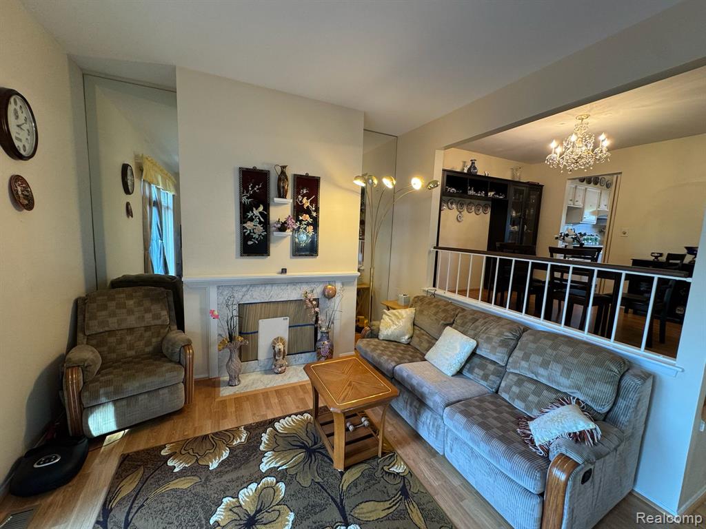 5377 Breeze Hill Place, Troy, MI 48098 — Photo 8