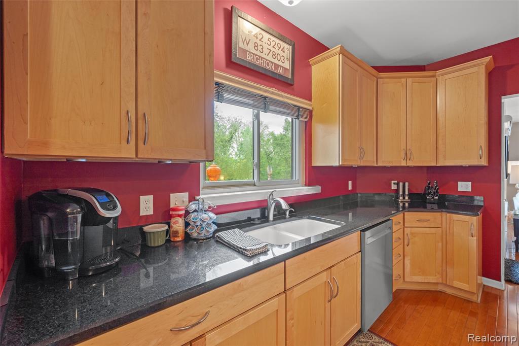 10099 Fernbrooke Drive, Brighton, MI 48116 — Photo 23
