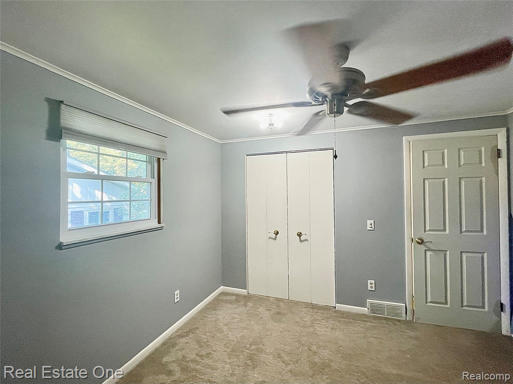 4620 Kempf Street, Waterford, MI 48329 — Photo 27