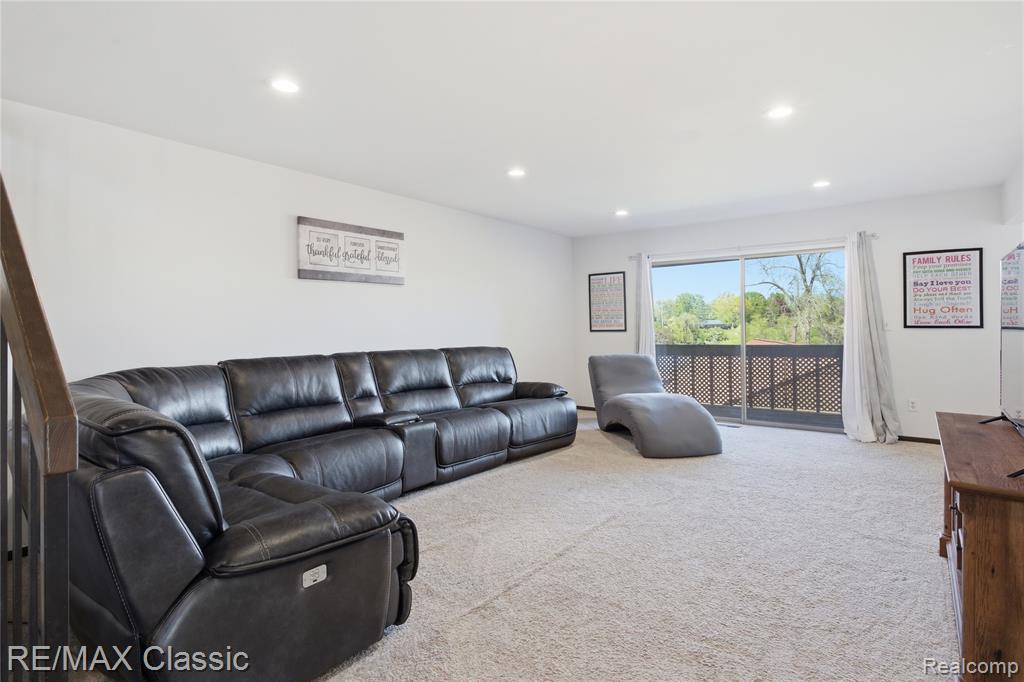 3961 Chablis Street, West Bloomfield, MI 48323 — Photo 6