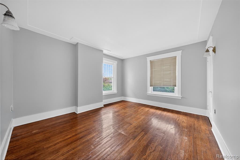 529 E Lincoln Avenue, Royal Oak, MI 48067 — Photo 16