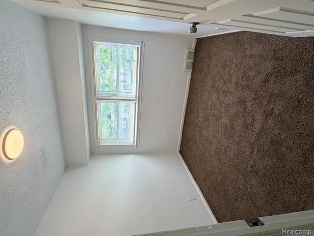 4701 Birchcrest Drive, Flint, MI 48504 — Photo 9