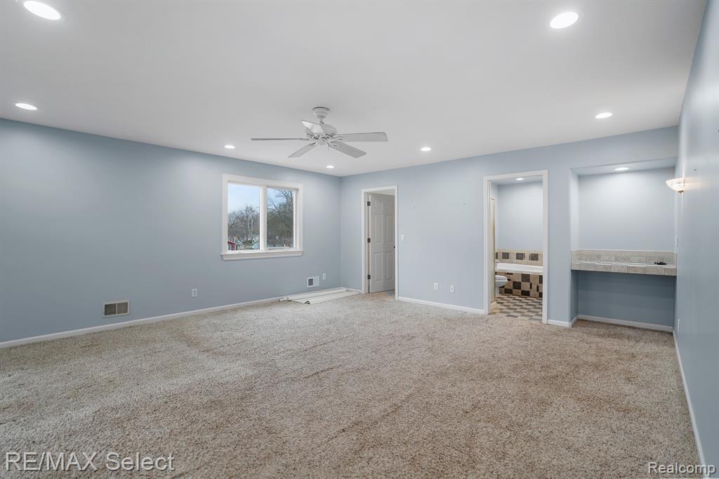 4196 LARK Lane, Flint, MI 48506 — Photo 24