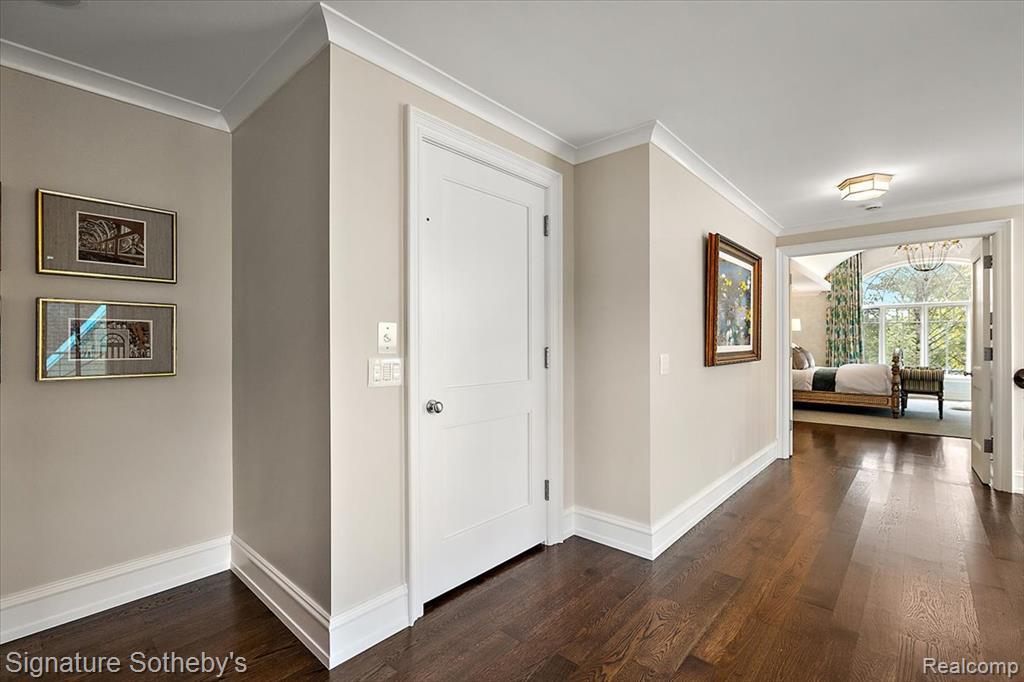 200 Woodland Villa Court, Birmingham, MI 48009 — Photo 28