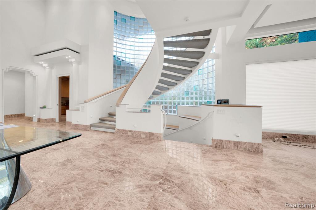 1744 Heron Ridge Drive, Bloomfield Hills, MI, 48302