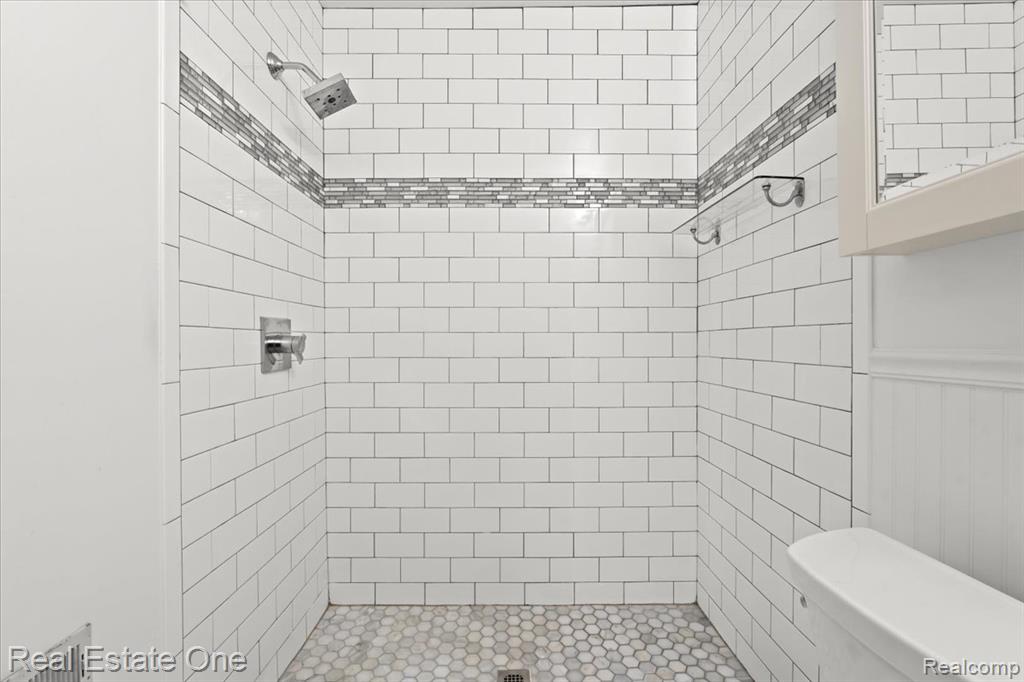 705 Cornell Road, Ypsilanti, MI 48197 — Photo 16