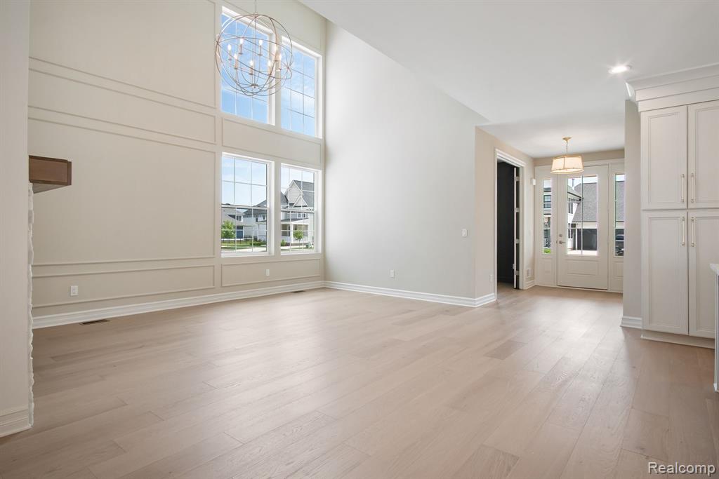 54630 Brenda Drive, Macomb, MI 48042 — Photo 14