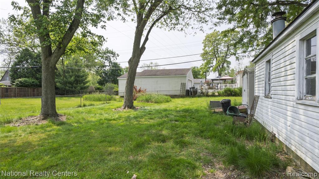 2561 Verna Street, Ypsilanti, MI 48197 — Photo 24