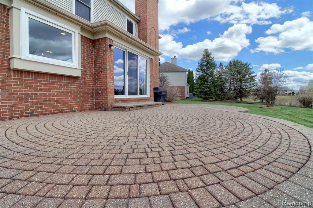 47495 PARKGATE, Canton, MI 48188 — Photo 37