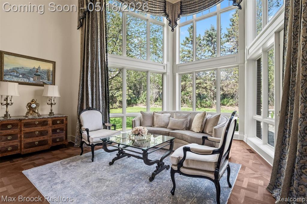 528 Barrington Court, Bloomfield Hills, MI 48304 — Photo 8
