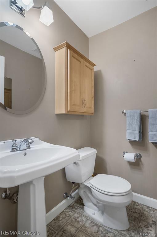 1227 E FRANCISCAN, Canton, MI 48187 — Photo 32