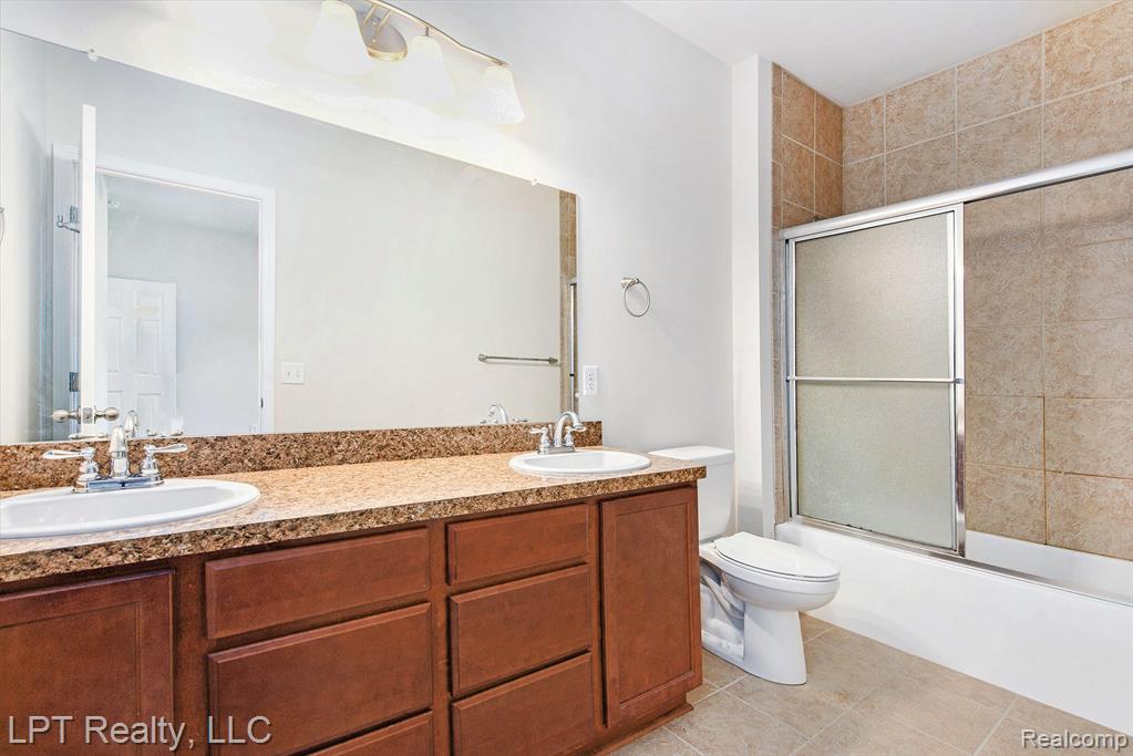 481 Elm Street, Chelsea, MI 48118 — Photo 14