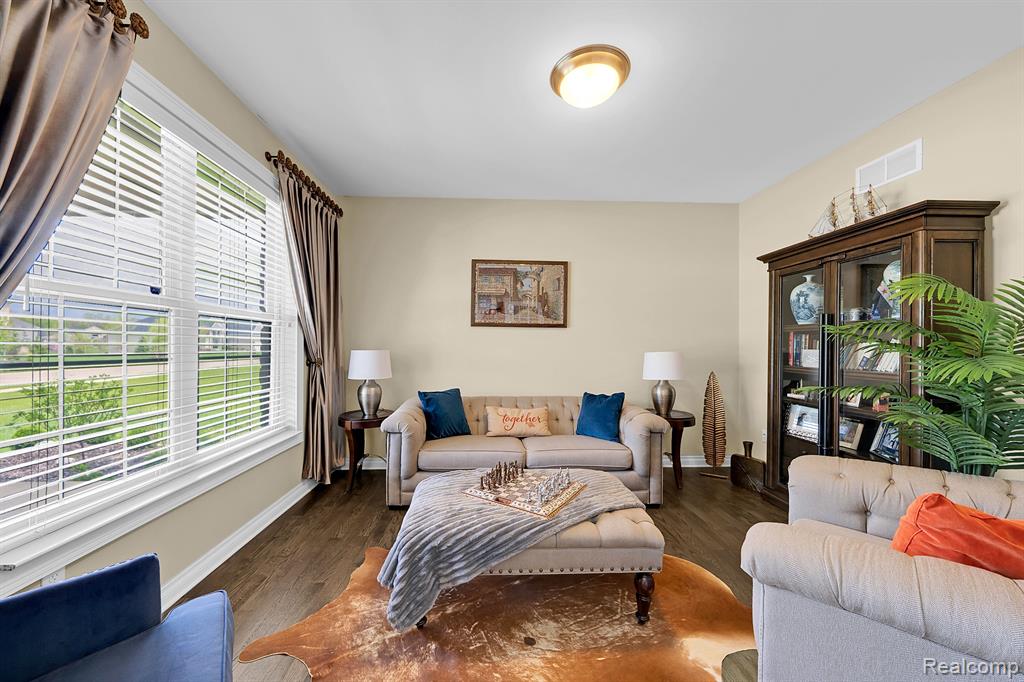 1475 St James Boulevard, Ann Arbor, MI 48108 — Photo 5