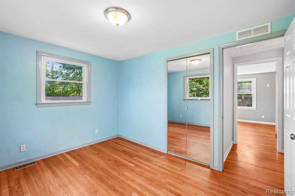 2675 Douglas Drive, Bloomfield Hills, MI 48304 — Photo 28
