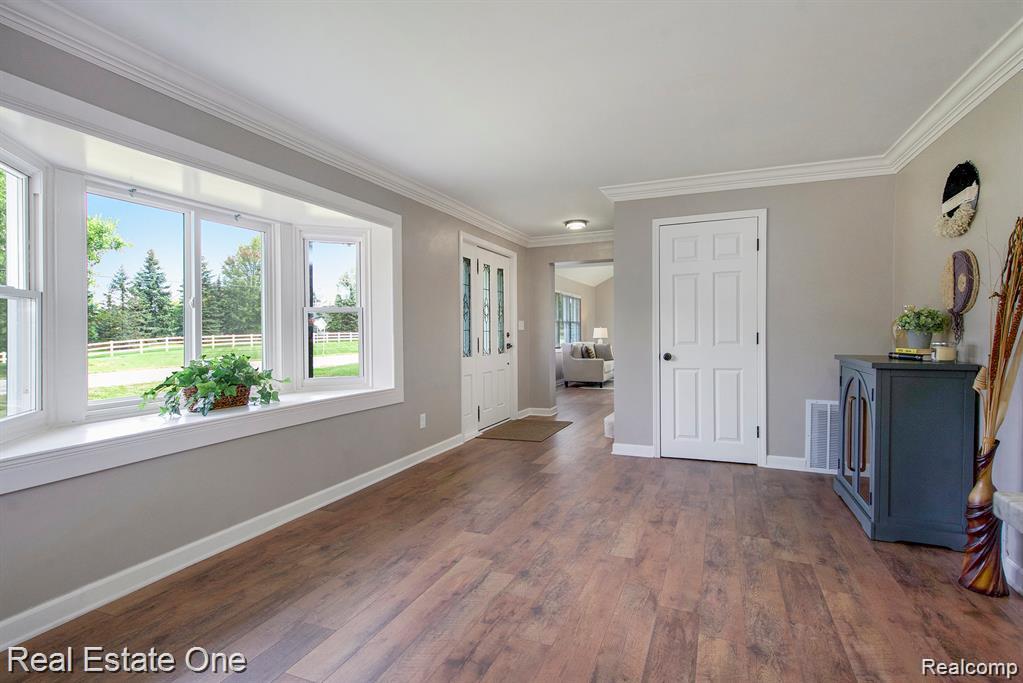 51275 7 Mile Road - Photo 4