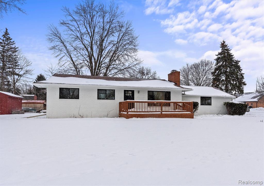 5067 Paro Drive, Flint, MI 48506 — Photo 2
