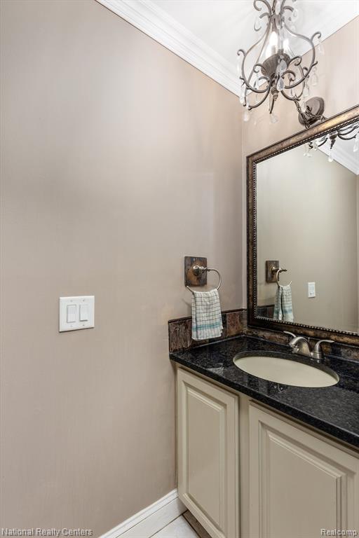 51569 PINEWOOD Drive, Macomb, MI 48042 — Photo 36