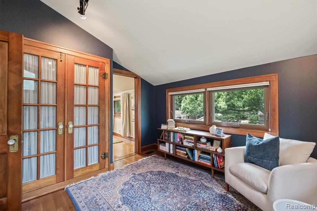 902 E 6th Street, Royal Oak, MI 48067 — Photo 20