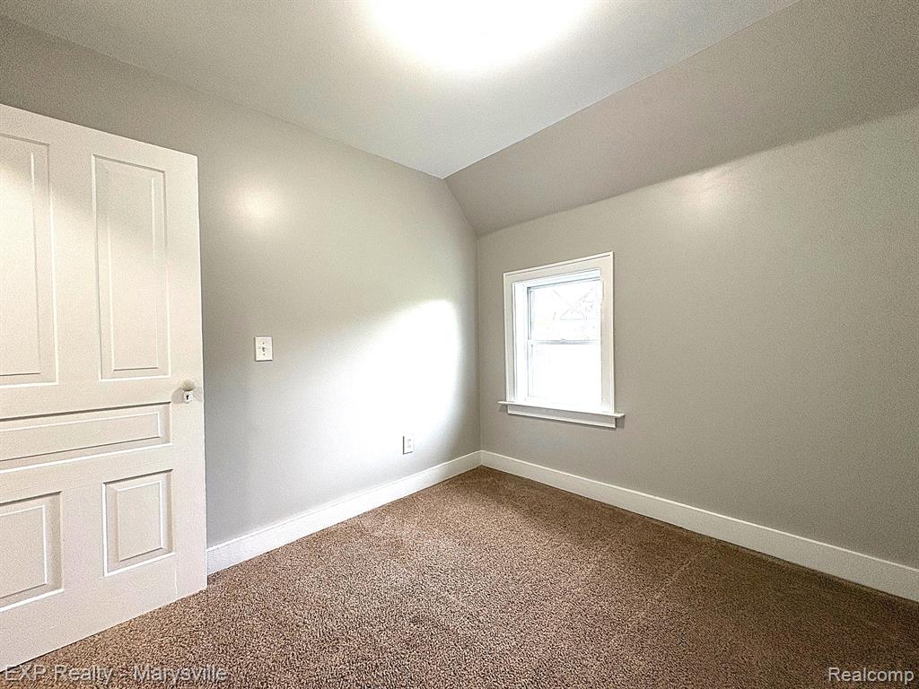 8897 Avoca Road, Avoca, MI 48006 — Photo 21