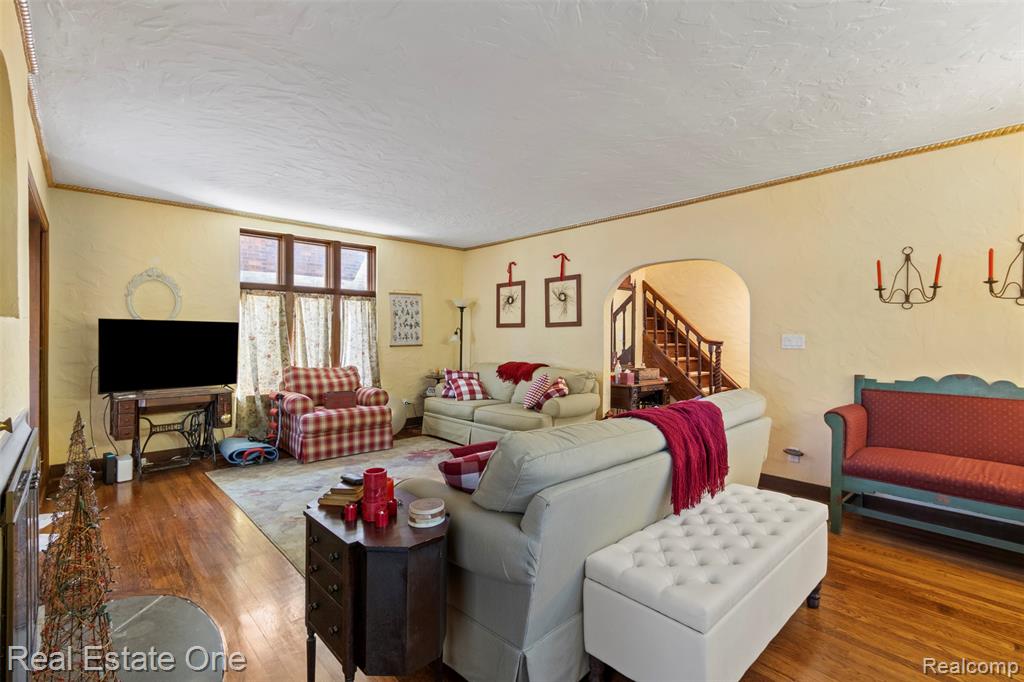 939 S HIGHLAND Street, Dearborn, MI 48124 — Photo 24