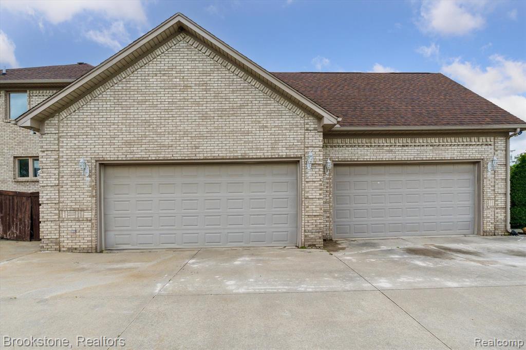 27820 29 Mile Road, Lenox, MI 48048 — Photo 43