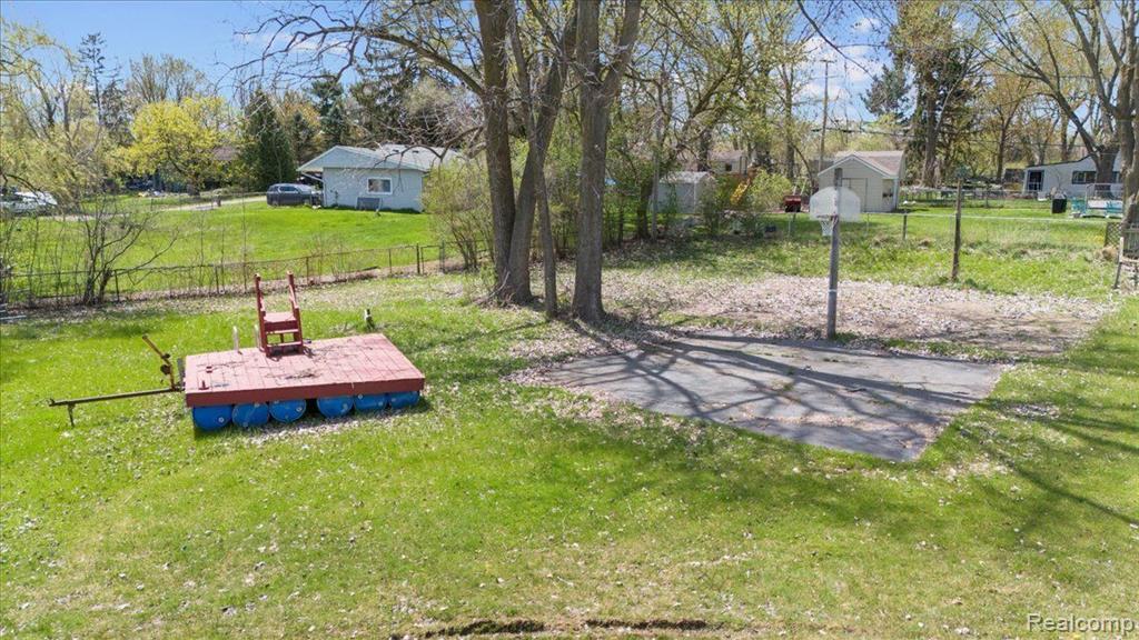 7003 TAPPON Drive, Clarkston, MI — Photo 37