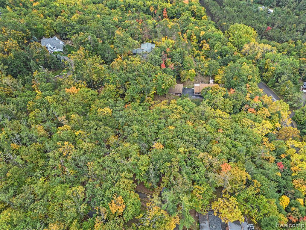 5959 La Canada, Harbor Springs, MI 49740 — Photo 37