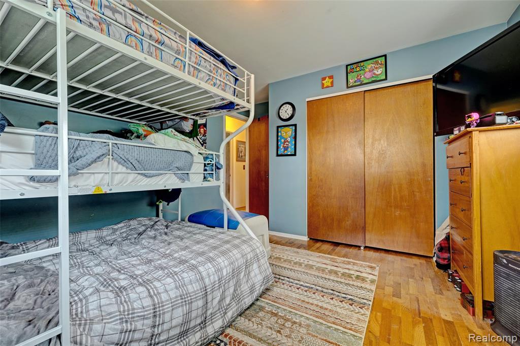 6437 Oriole Drive, Flint, MI 48506 — Photo 25
