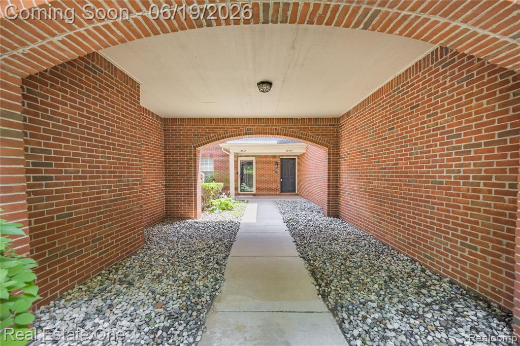 43354 Pendleton Circle, 46, Sterling Heights, MI 48313 — Photo 38