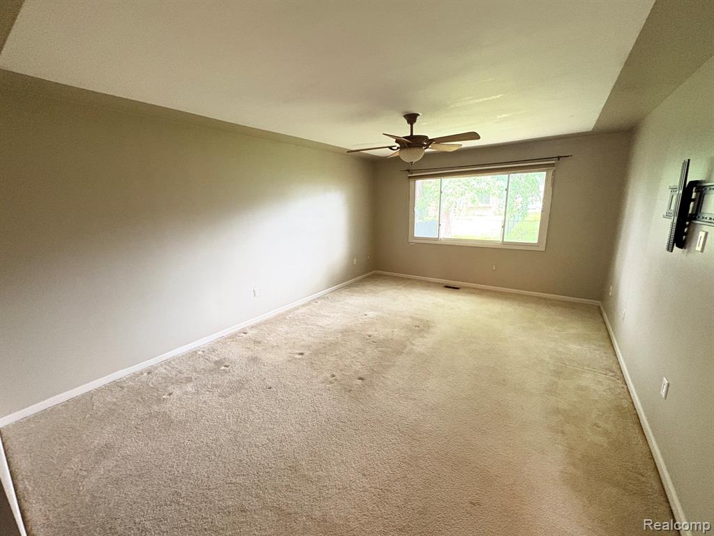 43336 Herring Drive, Clinton Twp, MI 48038 — Photo 5