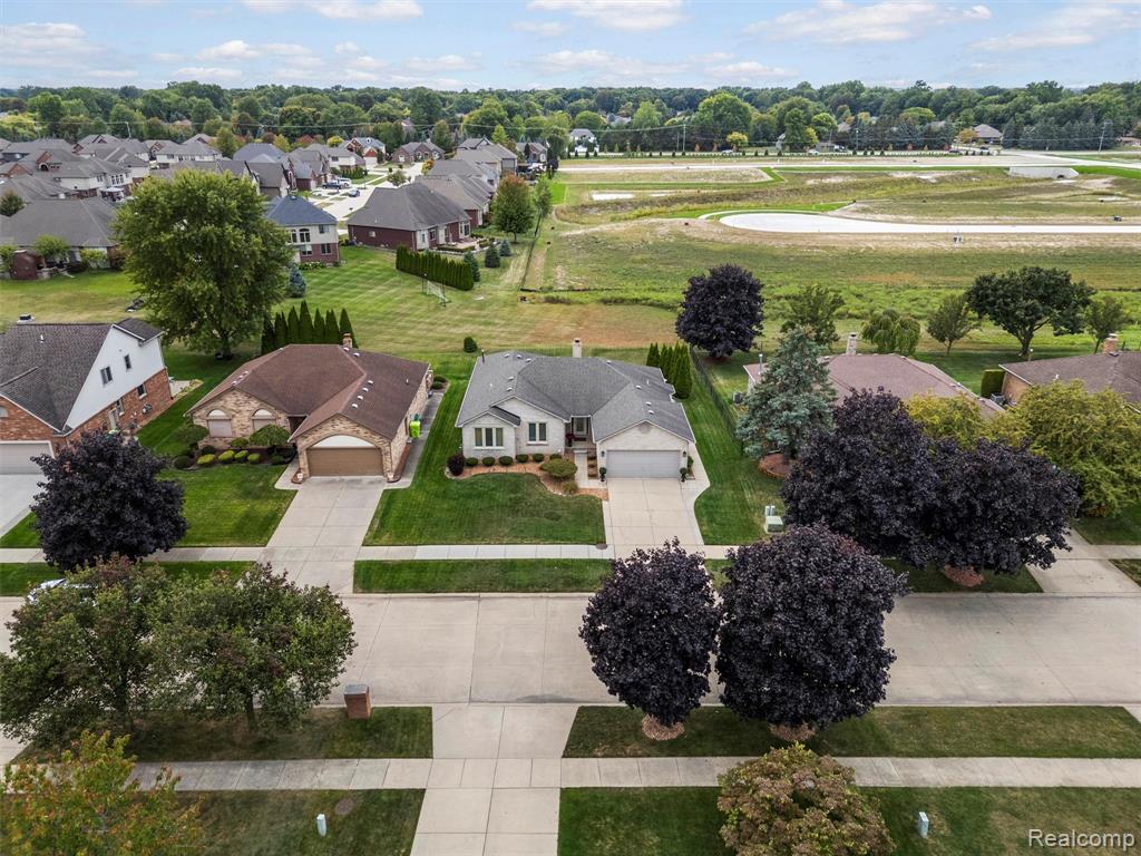 53673 Cranston Drive, Macomb, MI 48042 — Photo 45