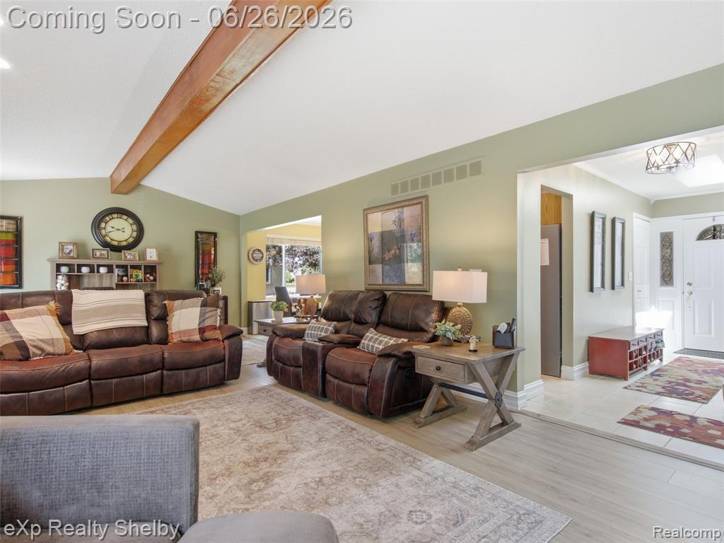 47621 Valley Forge Drive, Macomb, MI 48044 — Photo 5