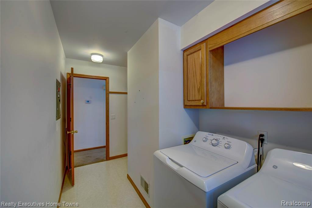 3232 Elecia Drive, Port Huron, MI 48060 — Photo 10