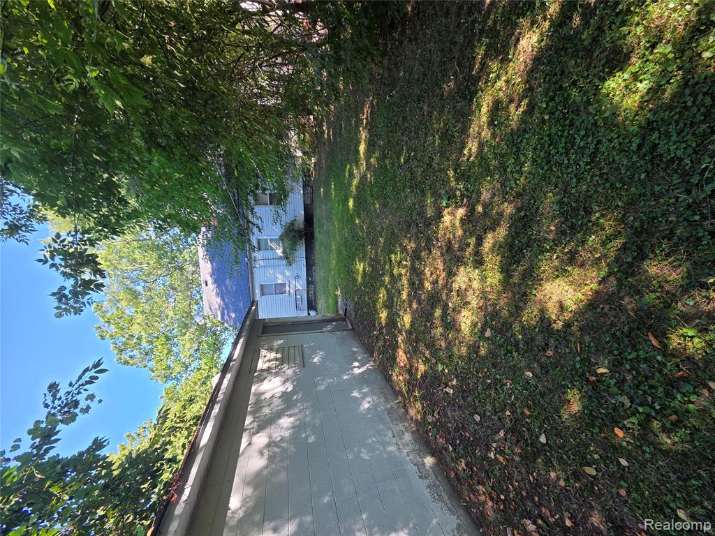 22521 Pembroke Avenue, Detroit, MI 48219