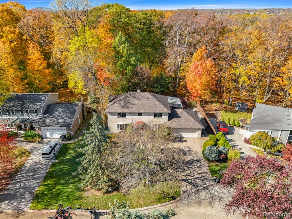 41804 Waterfall Road, Northville, MI 48168 — Photo 8