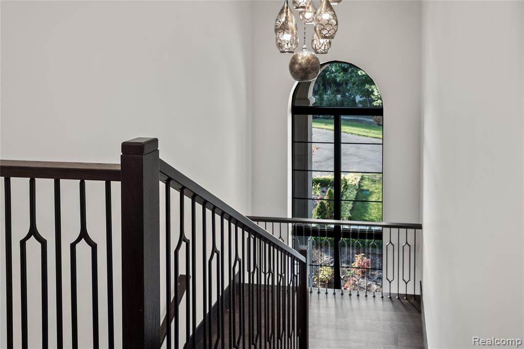 559 Barrington Park Drive, Bloomfield Hills, MI 48304 — Photo 28