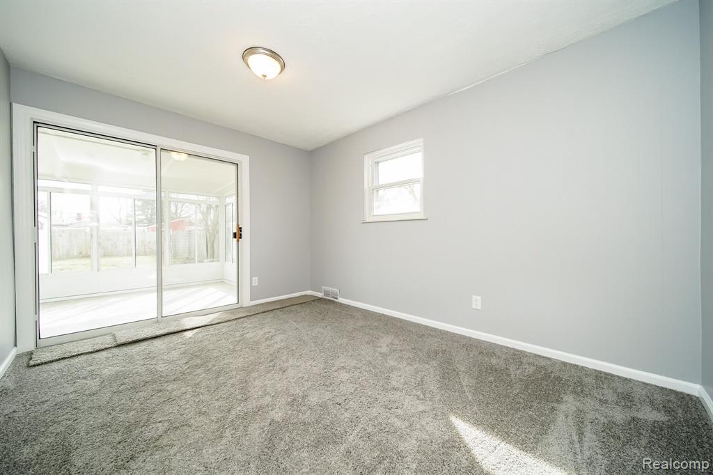 5943 FELLRATH Street, Taylor, MI 48180 — Photo 38