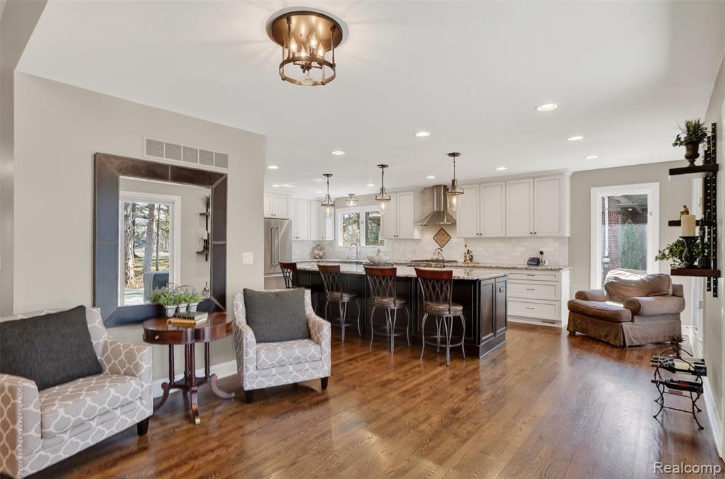 92 Kirksway Lane, Lake Orion, MI 48362 — Photo 12