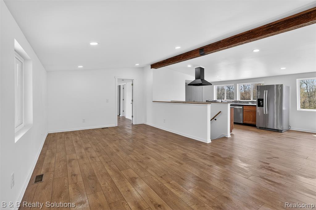 2468 Johnson Mill Road, North Branch, MI 48461 — Photo 5