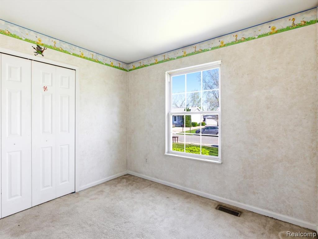 685 Heather Lane, Marysville, MI 48040 — Photo 14