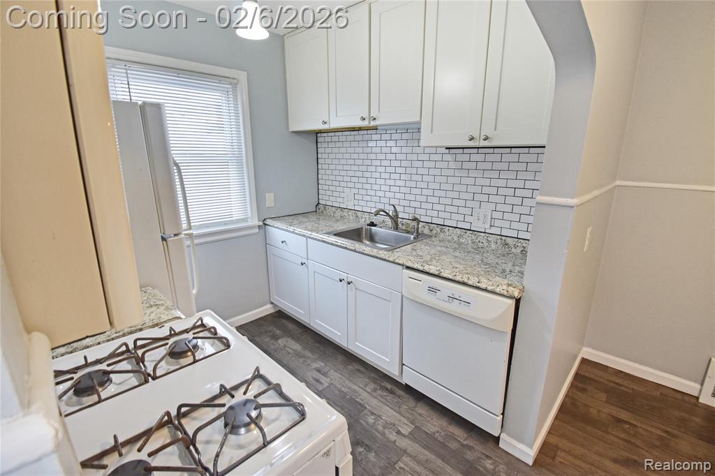 8305 Stephens, Center Line, MI 48015 — Photo 7