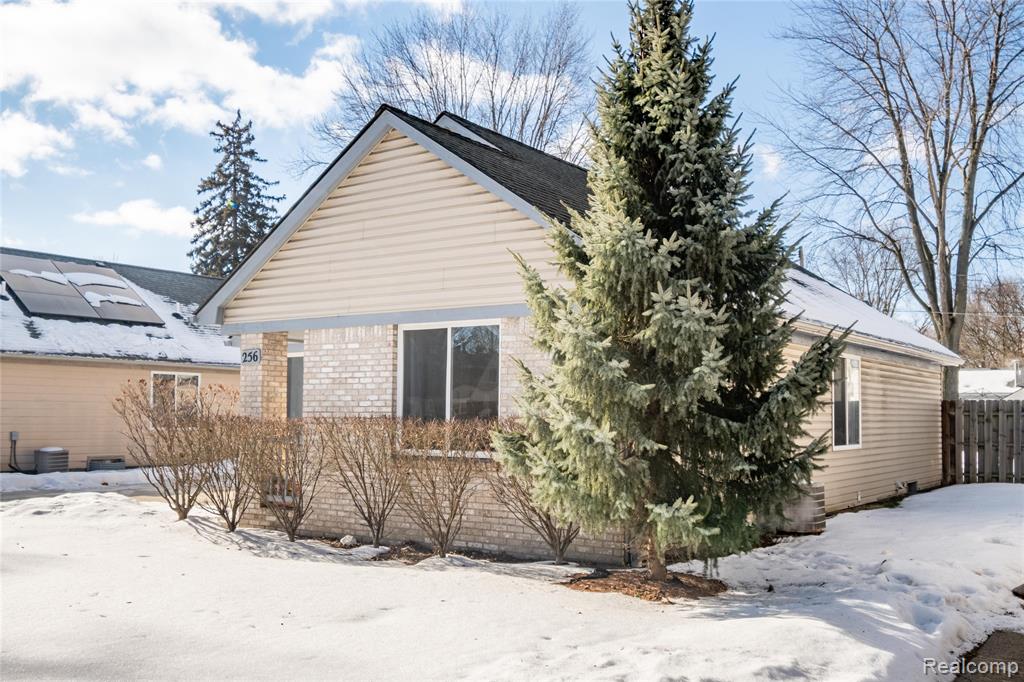 256 Crocker Boulevard, Mount Clemens, MI 48043 — Photo 31