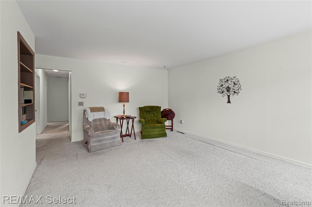 4437 Stoney Ridge Road, Flint, MI 48507 — Photo 9