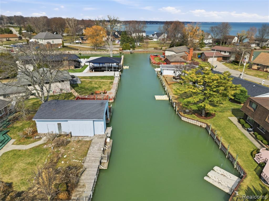 49750 Nautical Drive, Chesterfield, MI 48047 — Photo 37