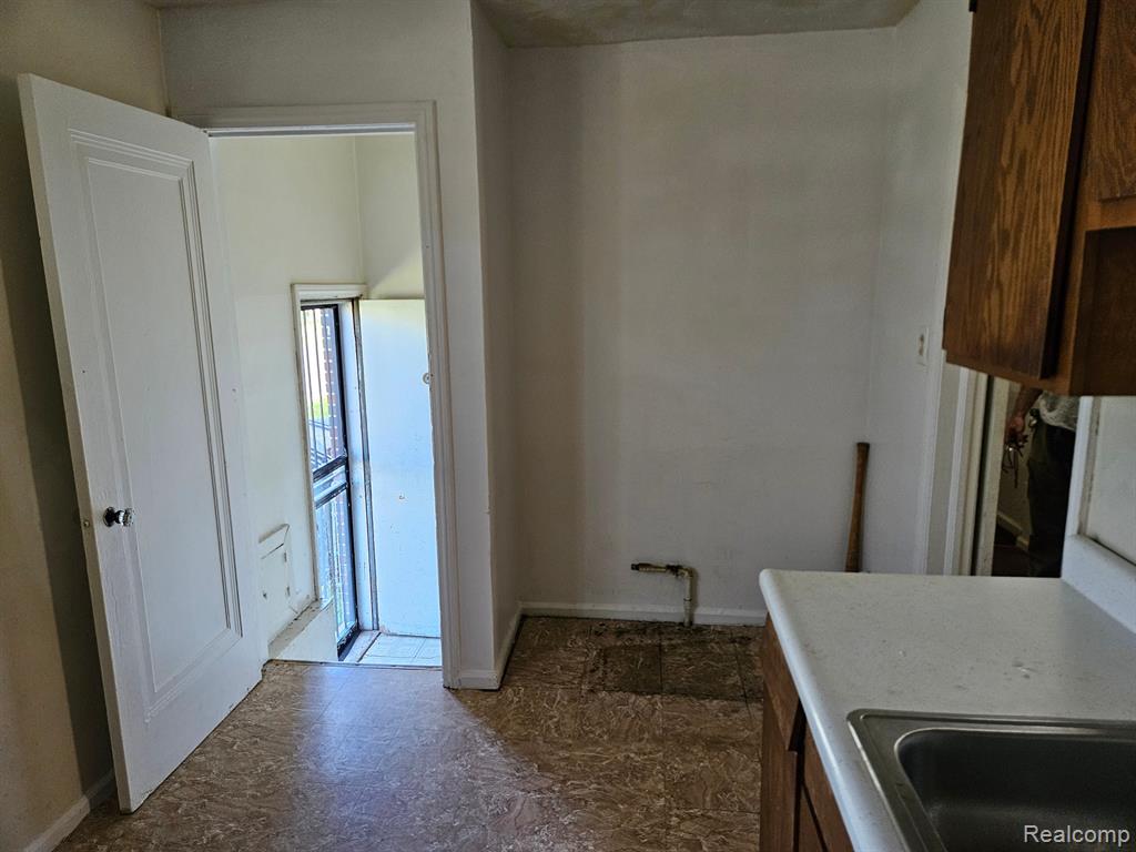 9665 COYLE Street, Detroit, MI 48227 — Photo 3